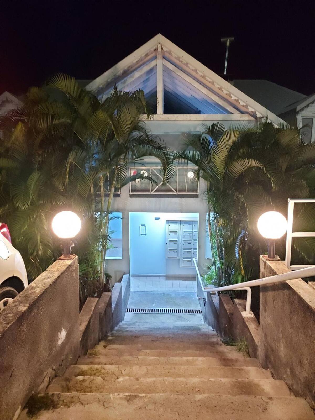 Tropical Golden, Vue Mer Et Plage A 5 Min A Pied グルベイル エクステリア 写真